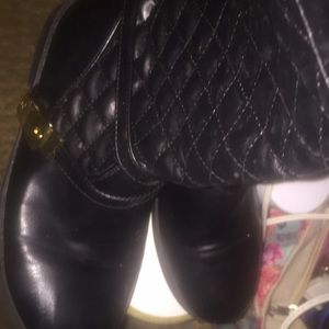 SOLD! Authentic Michael Kors Gorgeous Boots!!